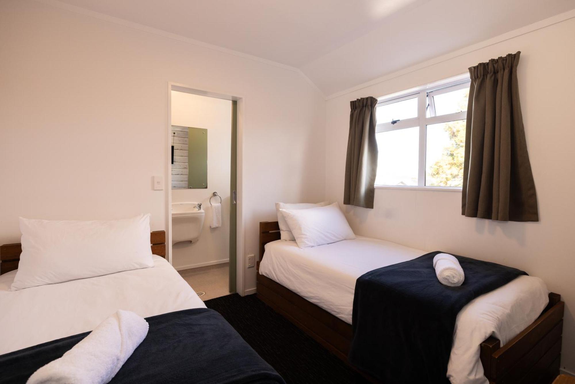 Twin Room with Ensuite,1697950398:JPEG